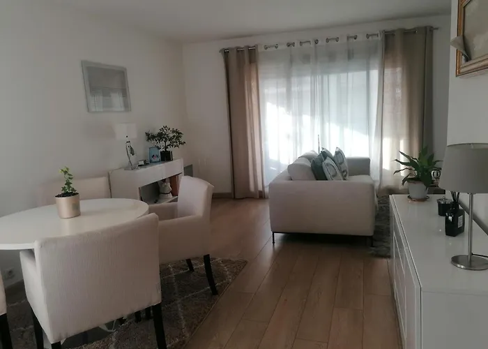 Chambre Double Avec Salle De Bain Commune, A 2 Min De La Croisette